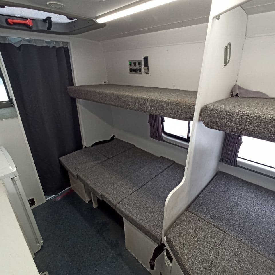 Интегрированный автодом Панда — фото